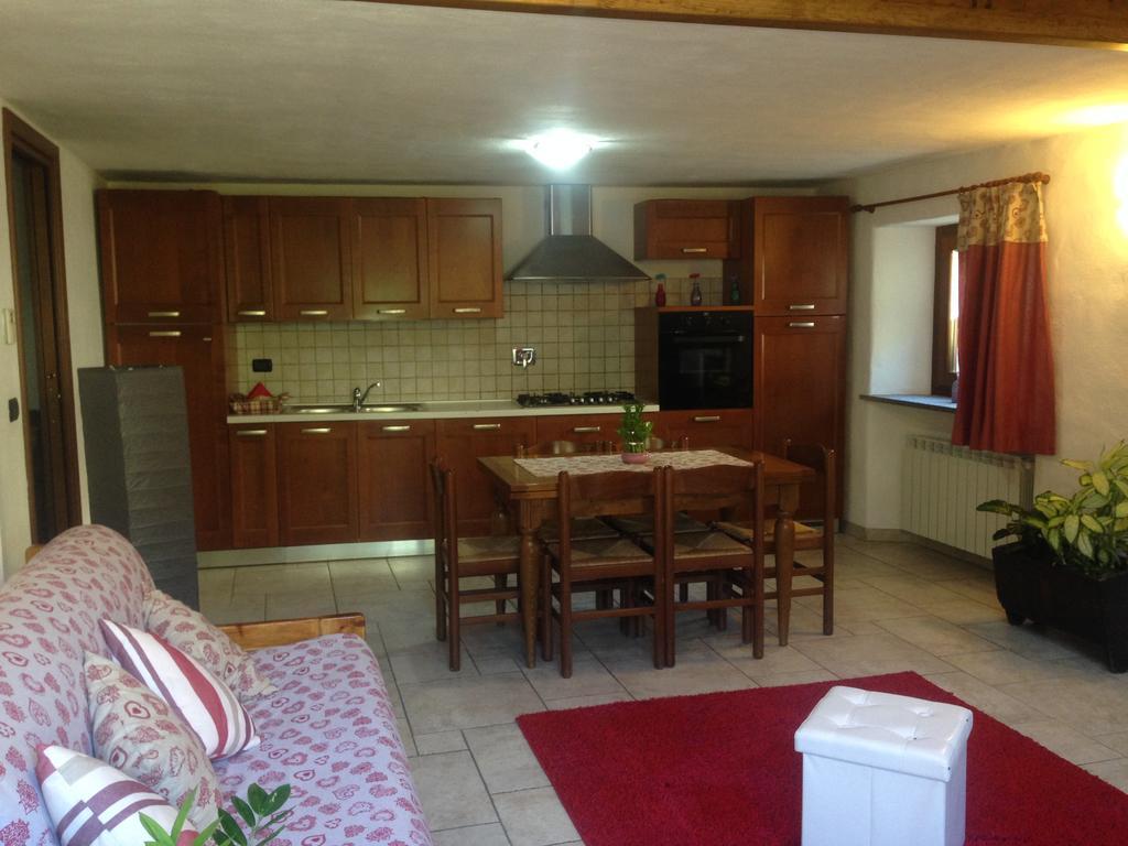 Maison Des Challant Challand Saint Victor Ngoại thất bức ảnh